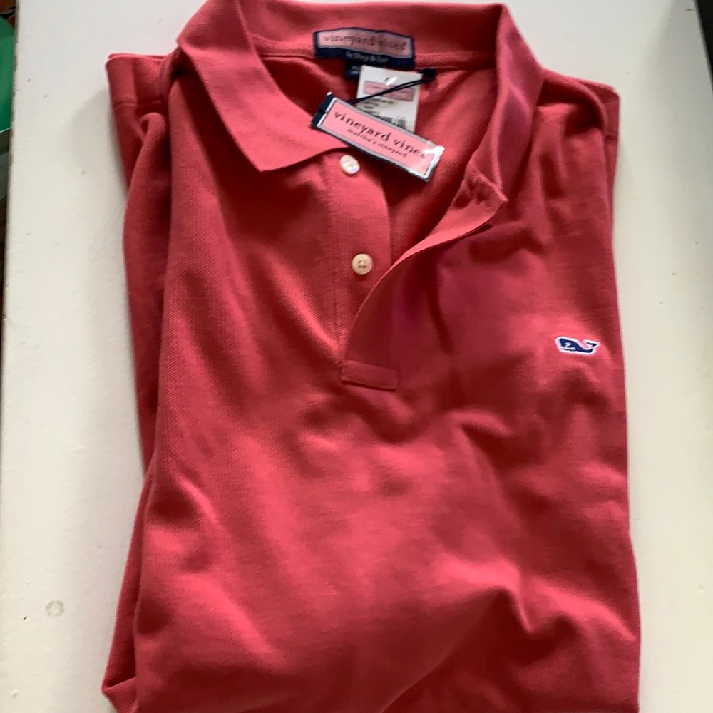 new with tags Mens vineyard vines polo shirt